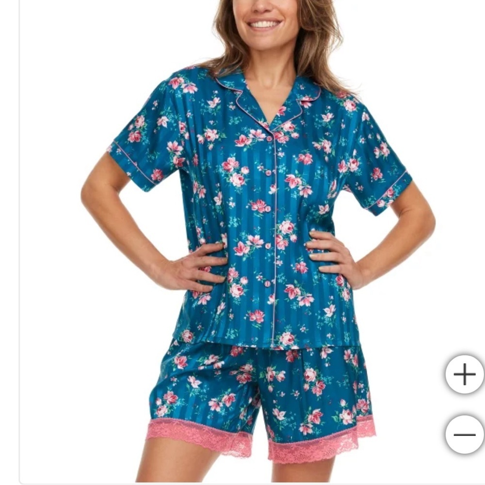 NWT Flora Nikrooz Women's Notch Collar PJ Set soft stain‎